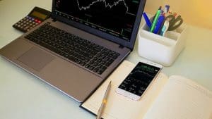 Choosing an Online Forex Brokerage for Trading